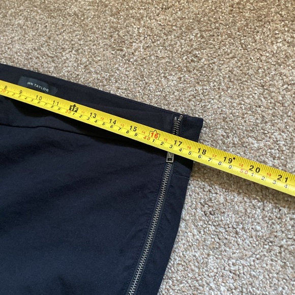 12 Ann Taylor Womens High Rise Buttonless Work Skinny Pant in Black - Picture 6 of 7